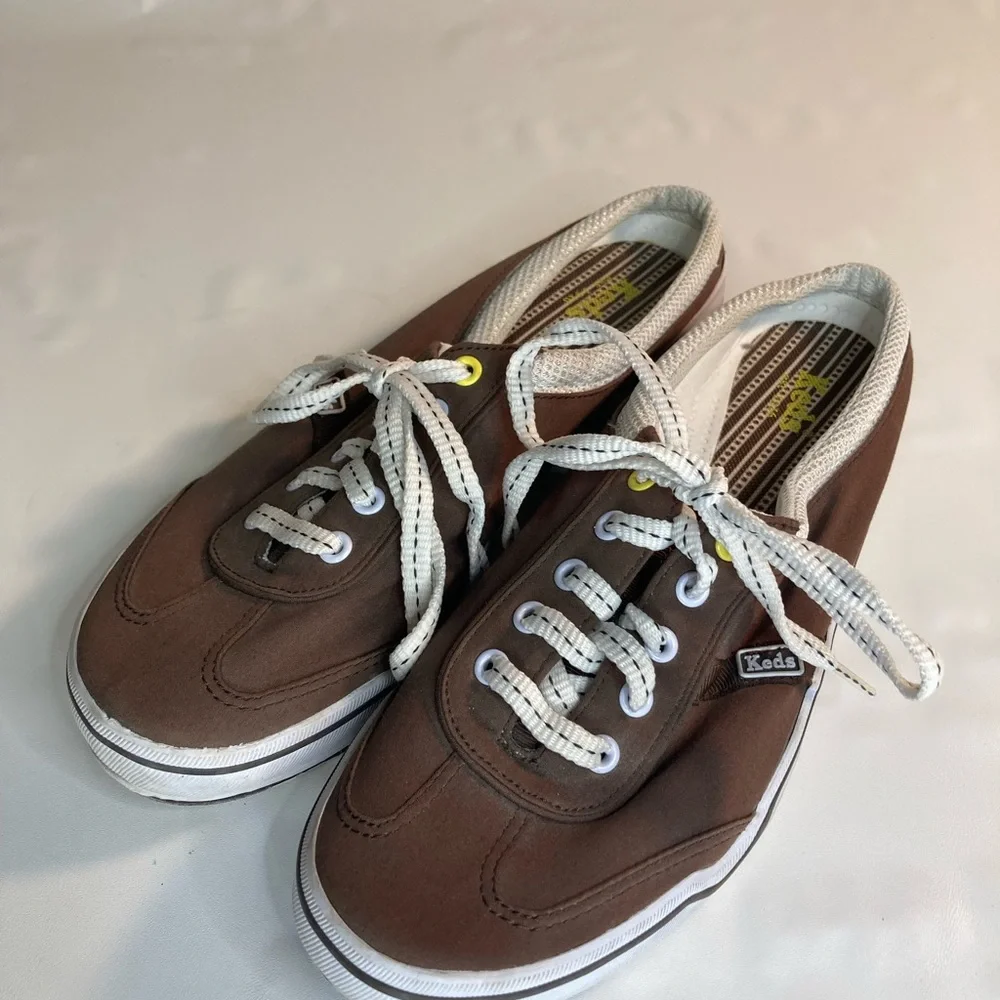 Keds Women's Size 9 Brown Slip On Sneakers With Arch Support